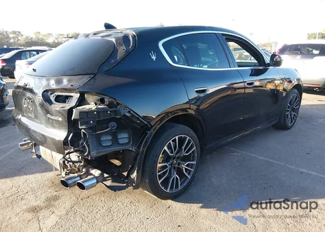 2023 Maserati Grecale Gt z USA, uszkodzony, nr VIN ZN682AVA6P7422827